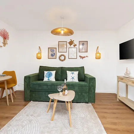 Chic Pres De La - Climatise Apartment *