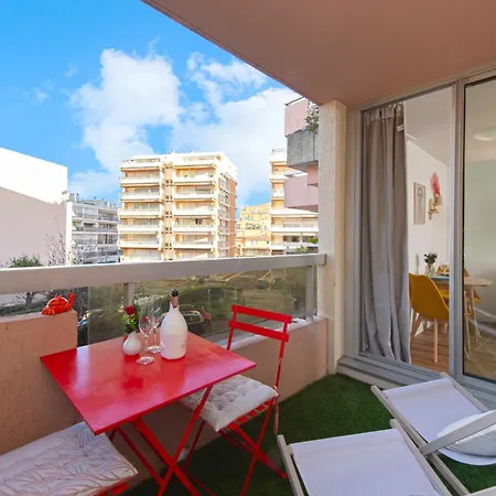 Chic Pres De La - Climatise *